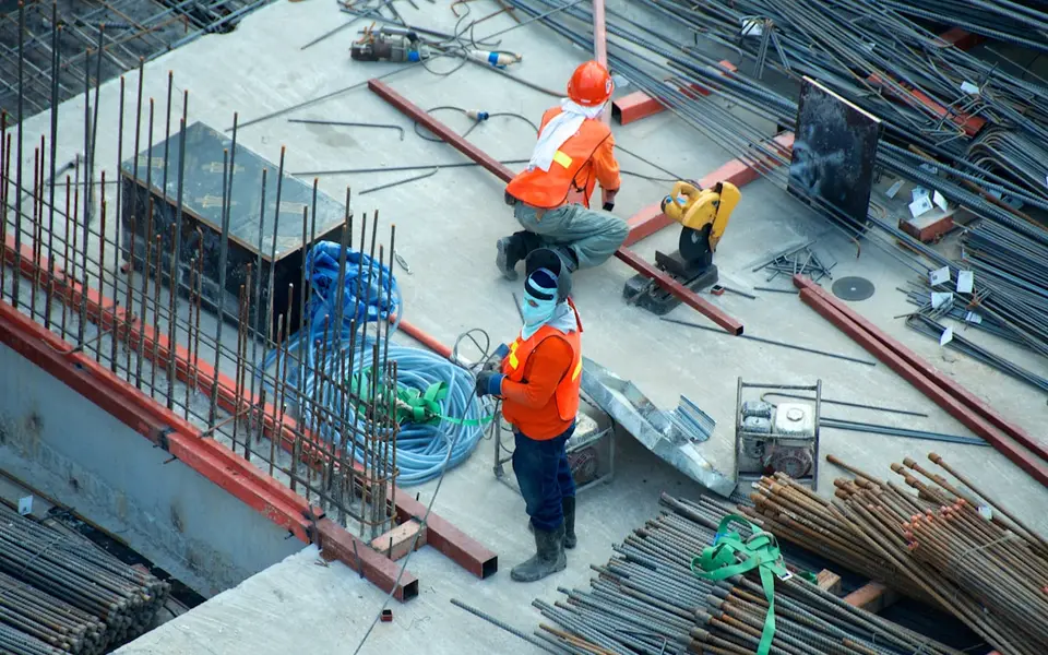 Structural steel moment connection detailing